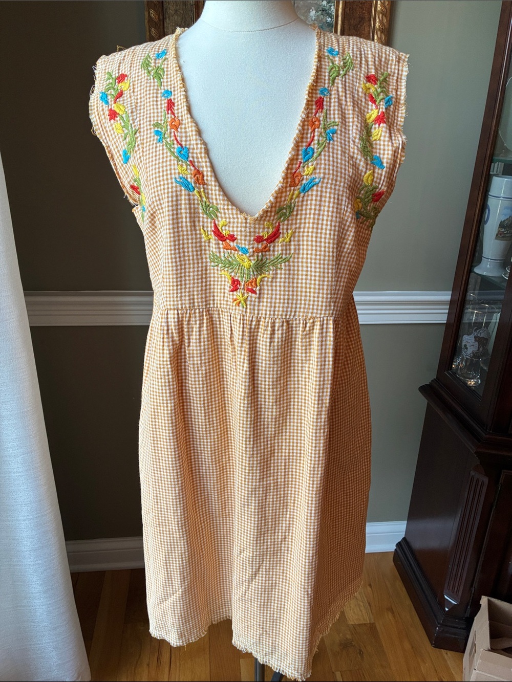 Sister Mary Peach Gingham Embroidered V-Neck Midi Dress Size Medium